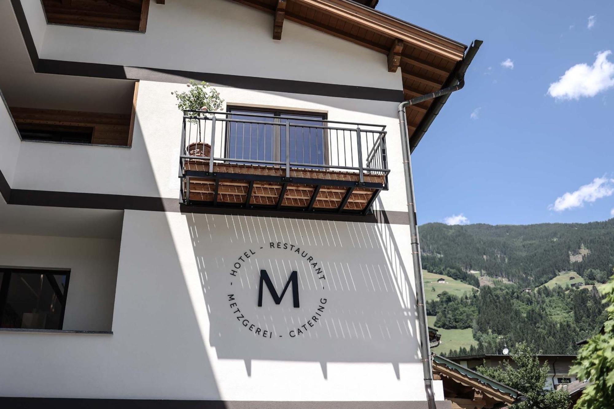 Metzgerwirt Hotel Hippach Exterior photo