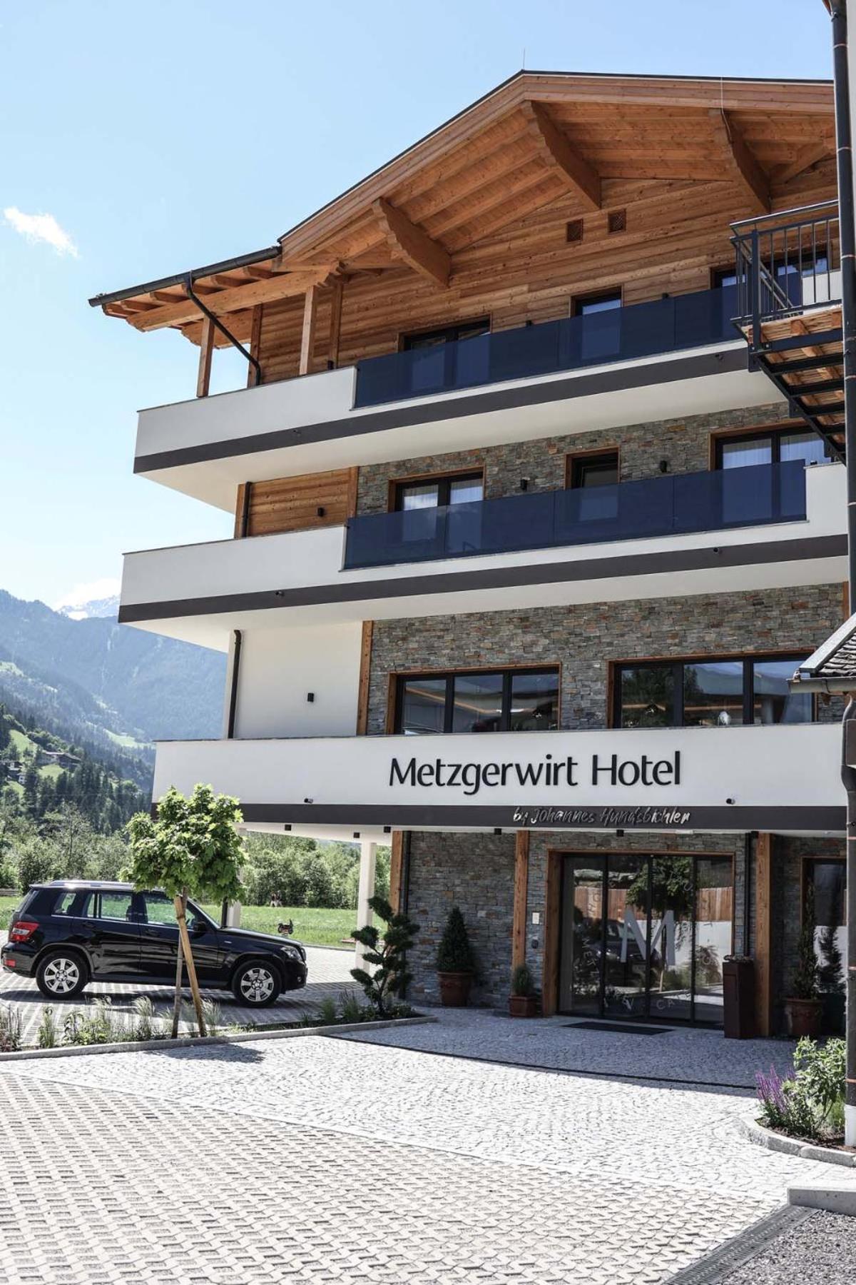 Metzgerwirt Hotel Hippach Exterior photo