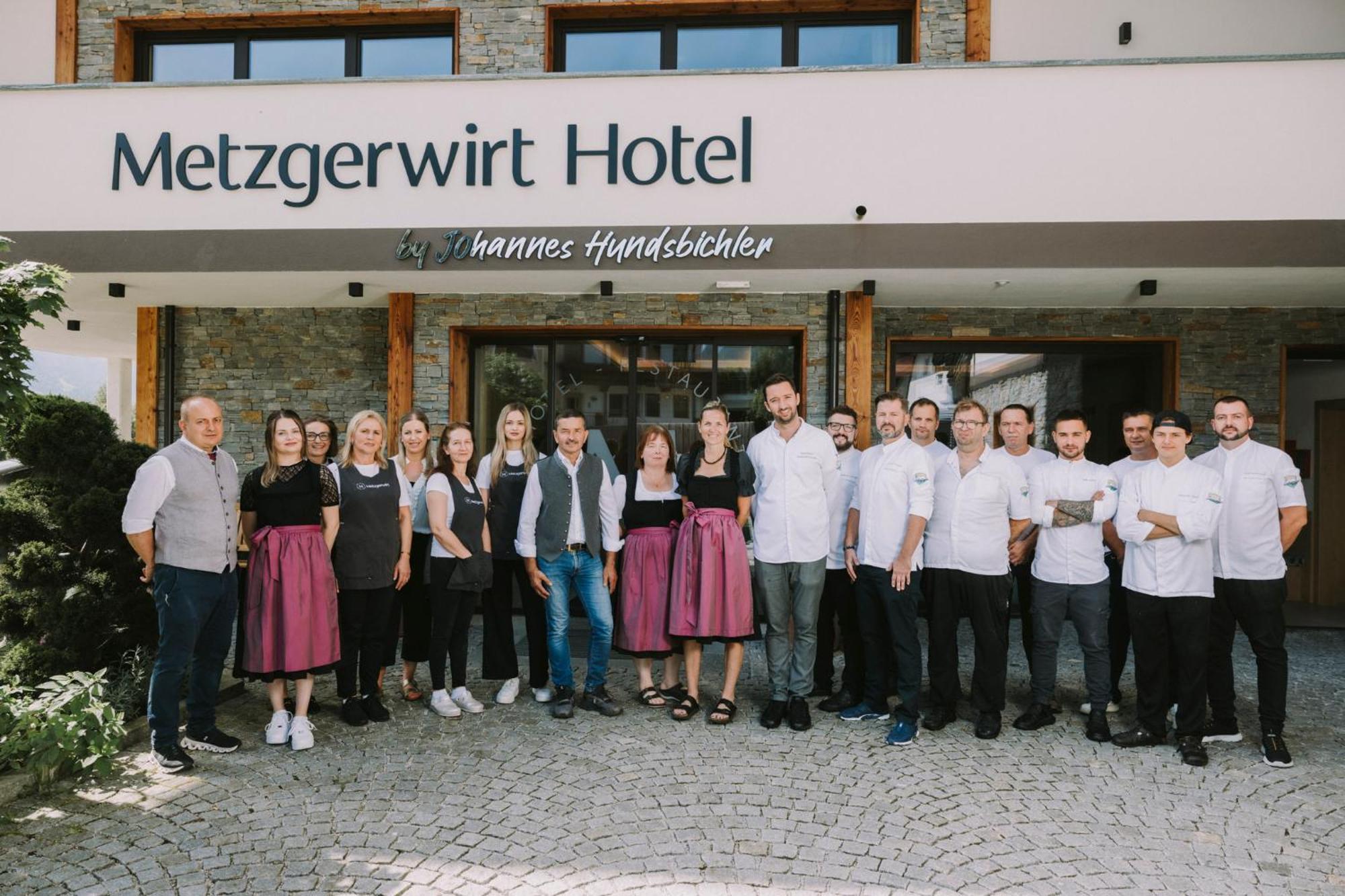 Metzgerwirt Hotel Hippach Exterior photo